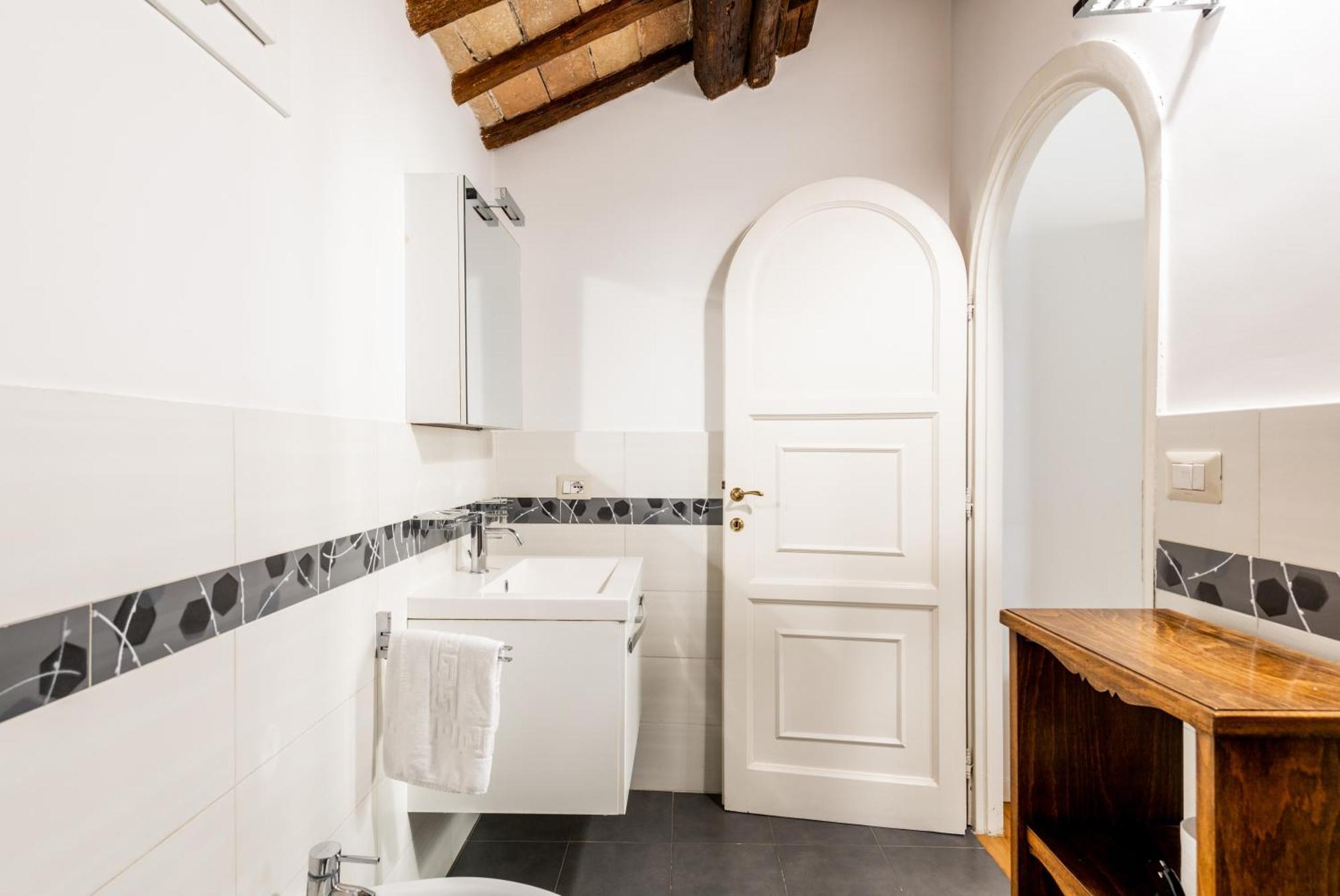 Pavone Centre Romantic Apartment Extérieur photo