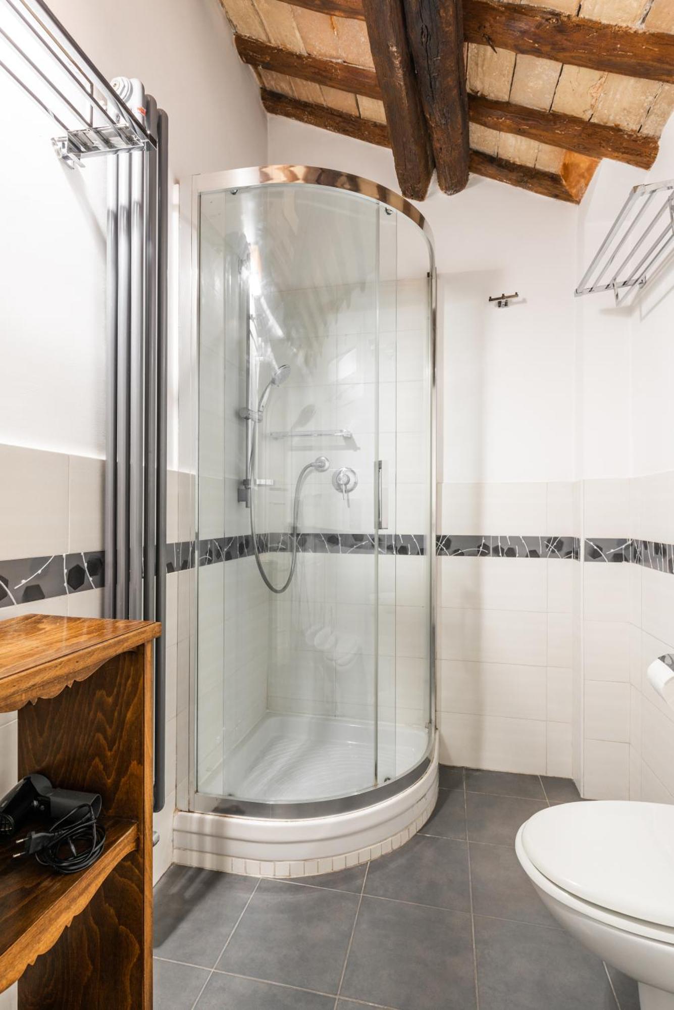 Pavone Centre Romantic Apartment Extérieur photo